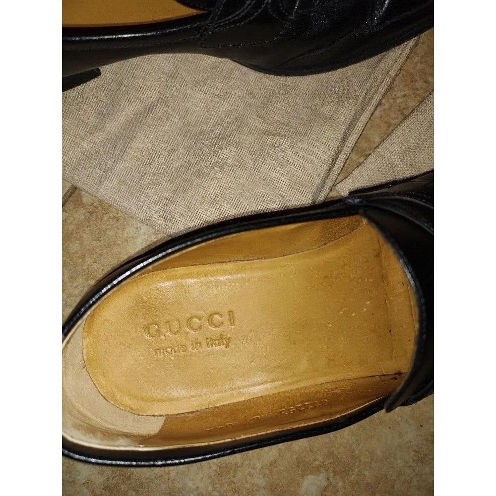 Mens Gucci Black Leather Gold Logo Loafers Mens US Size 6 & 2 additional insoles
